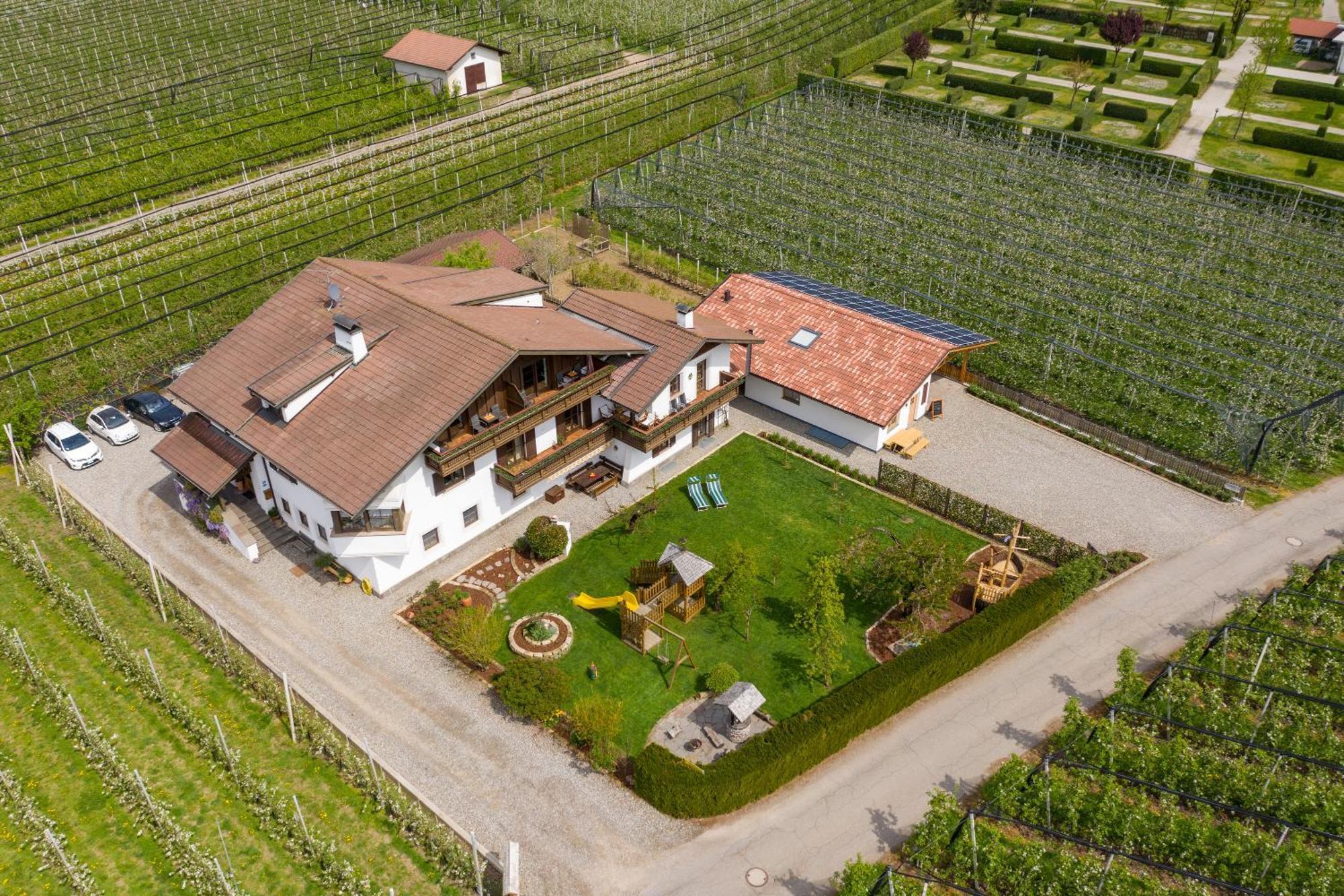 Kammerhof Apartment Birne Lana Eksteriør bilde